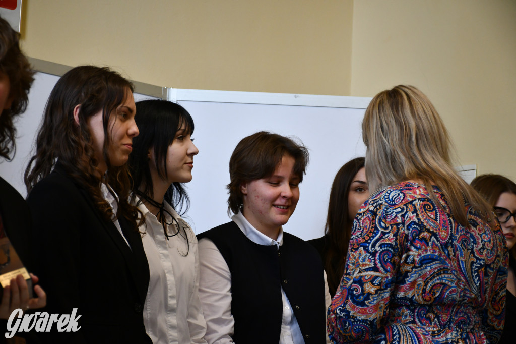 Tarnowskie Góry. Staszic, maturzyści i ranga wojewódzka