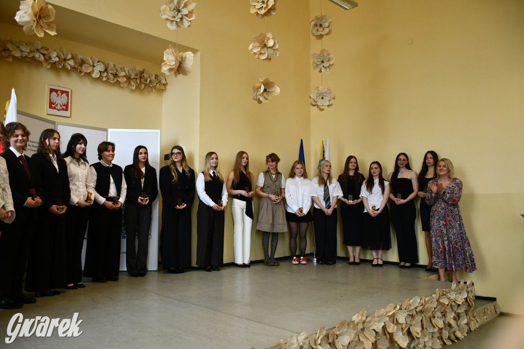 Tarnowskie Góry. Staszic, maturzyści i ranga wojewódzka