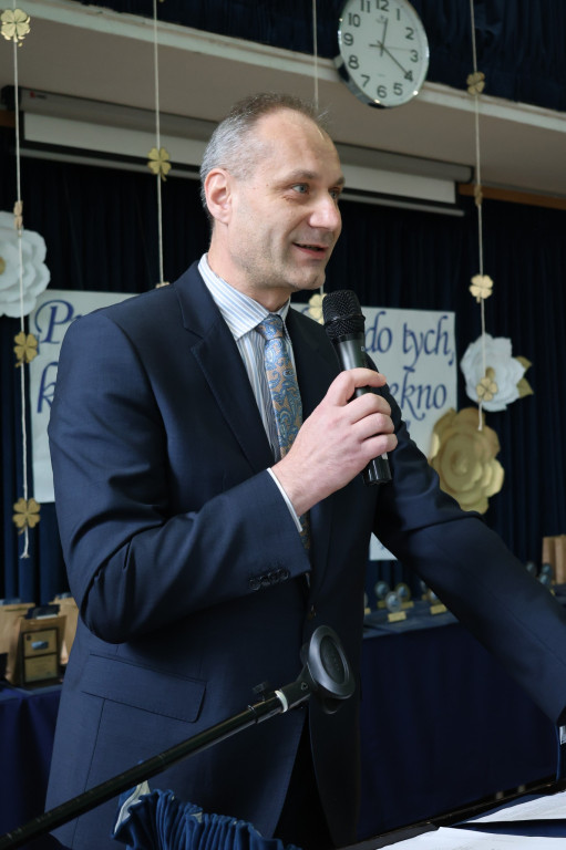 Piekary Śląskie. Pożegnanie z maturzystami