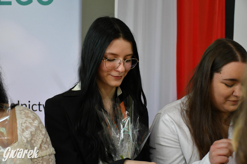 Maturzyści z Rolnika przyjechali traktorami