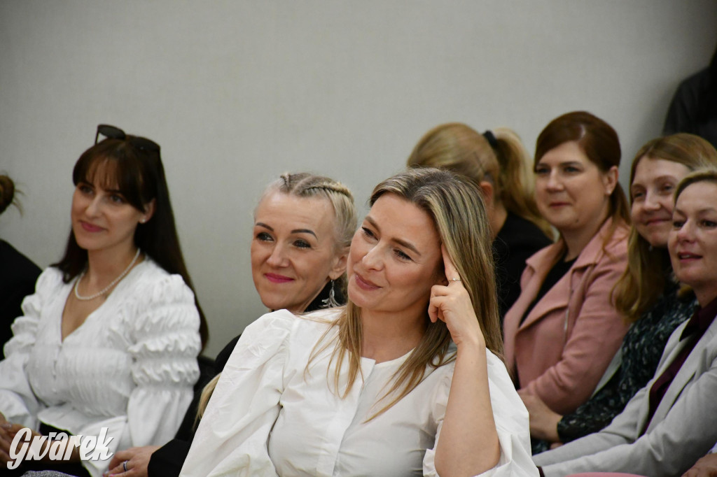 Maturzyści z Rolnika przyjechali traktorami