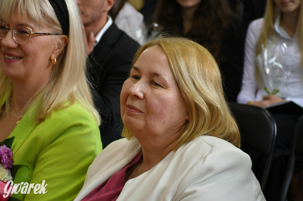 Maturzyści z Rolnika przyjechali traktorami