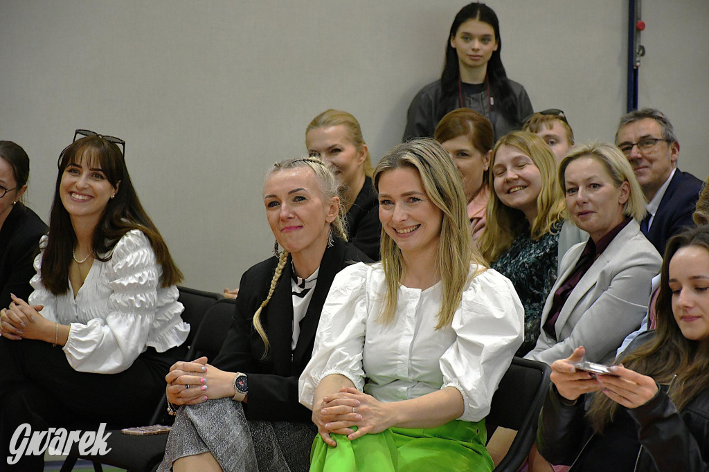 Maturzyści z Rolnika przyjechali traktorami