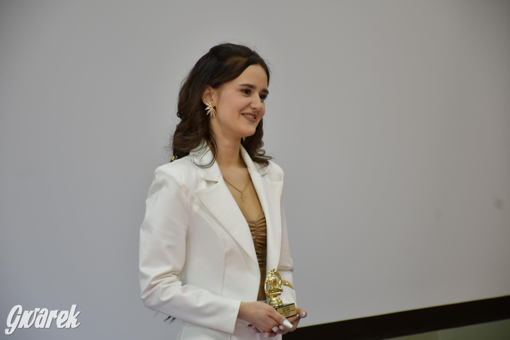 Maturzyści z Rolnika przyjechali traktorami