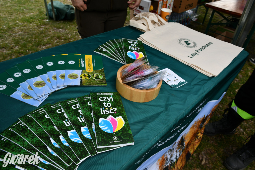 Zalew Nakło Chechło. Sprzątanie i strażackie manewry