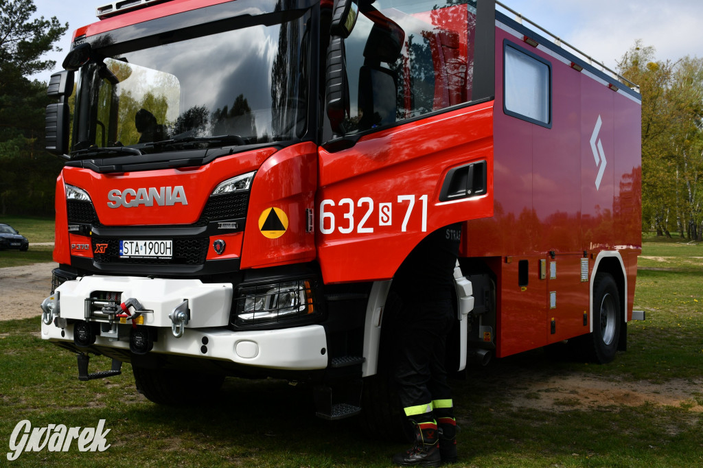 Zalew Nakło Chechło. Sprzątanie i strażackie manewry