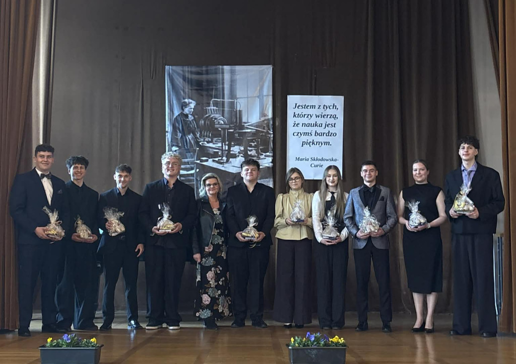 Tarnowskie Góry. Chemik pożegnał maturzystów