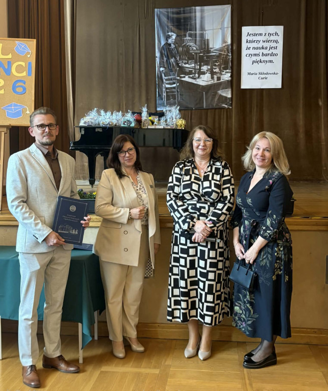 Tarnowskie Góry. Chemik pożegnał maturzystów