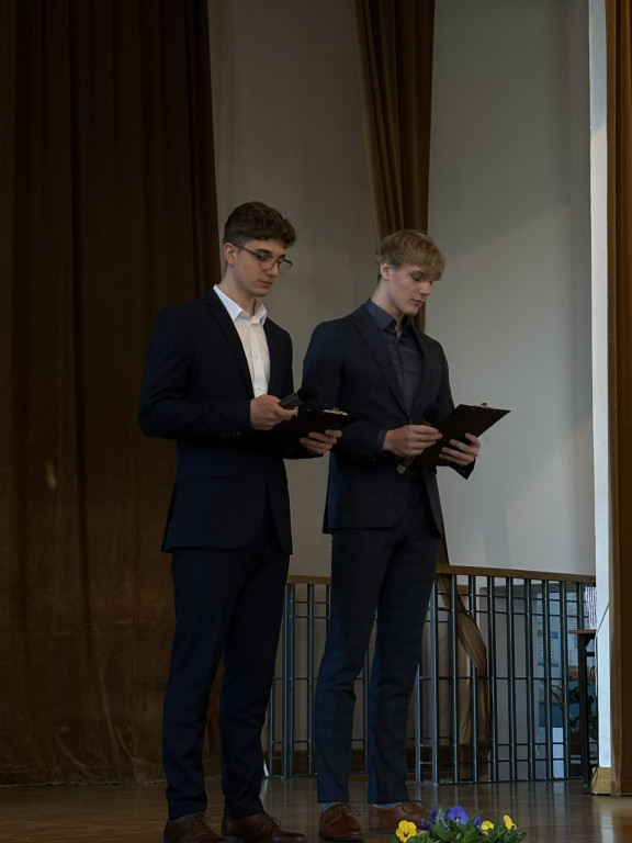 Tarnowskie Góry. Chemik pożegnał maturzystów