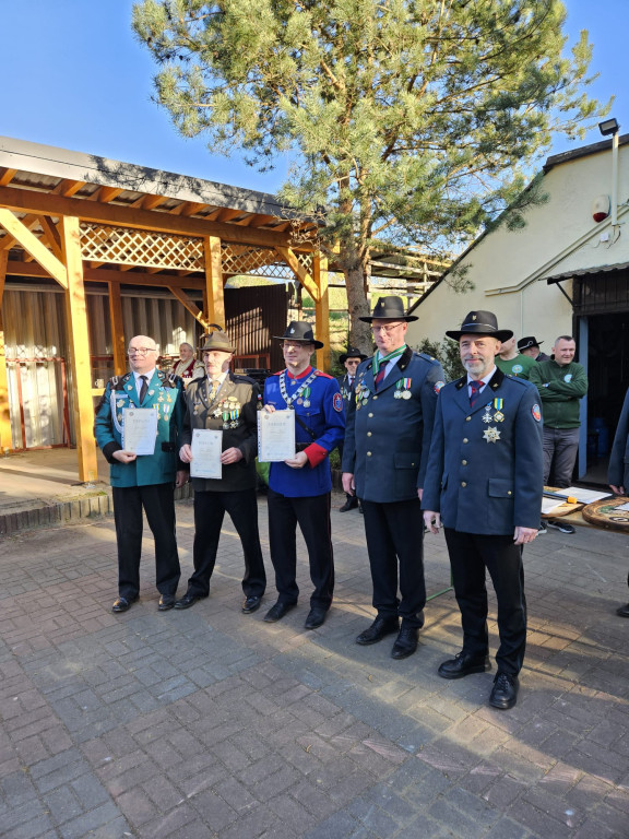 Bracia kurkowi rozpoczęli sezon strzelecki