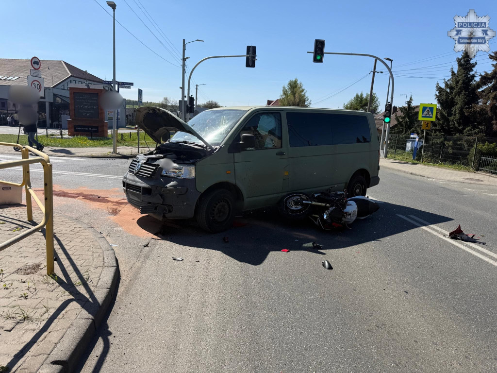 Wypadek w Tarnowskich Górach. LPR zabrało...