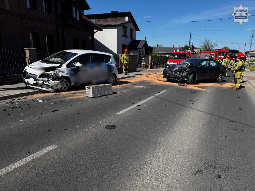 Tarnowskie Góry. Zderzenie aut na Radzionkowskiej