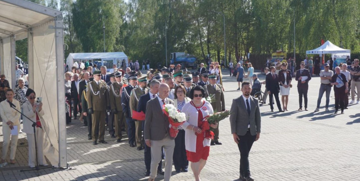 Piekary Śl. Patriotyczne świętowanie pod Kopcem Wyzwolenia