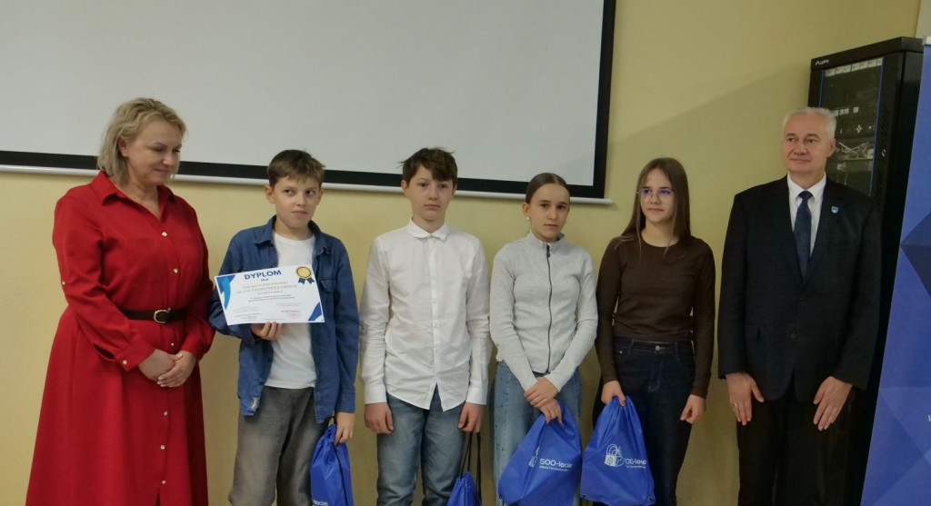 Uczniowie jednej szkoły zdominowali konkurs