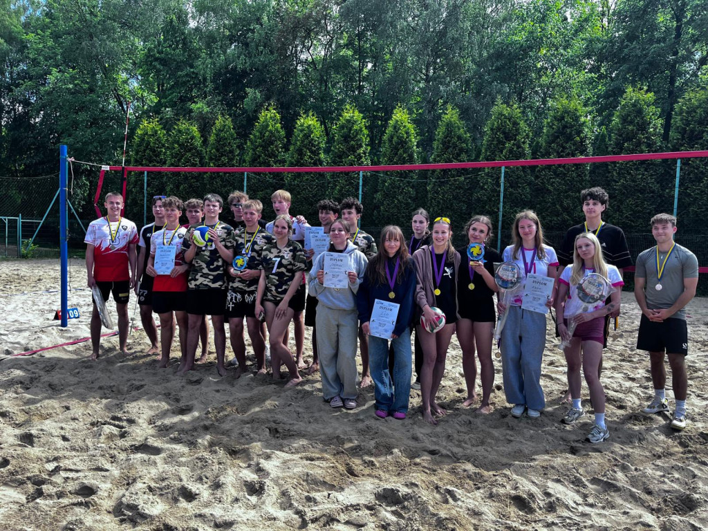 Sezon siatkówki plażowej rozpoczęty! Sempa z awansem