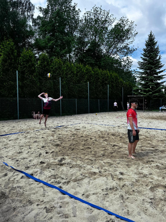 Sezon siatkówki plażowej rozpoczęty! Sempa z awansem