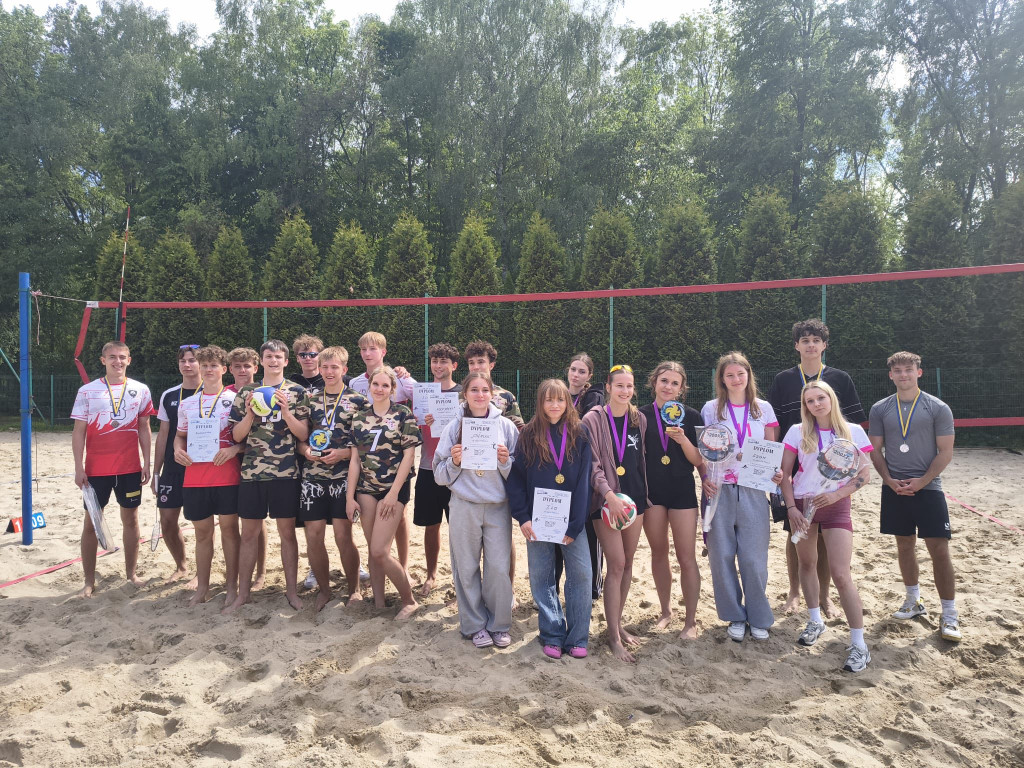 Sezon siatkówki plażowej rozpoczęty! Sempa z awansem