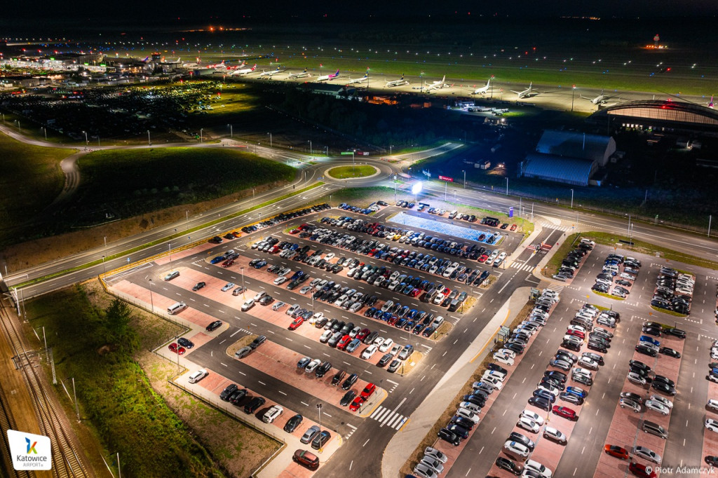 Katowice Airport. 500 miejsc za 11 mln zł