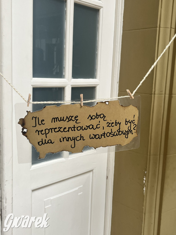 Gdy powstaje więź. Wystawa prac pacjentów CZP