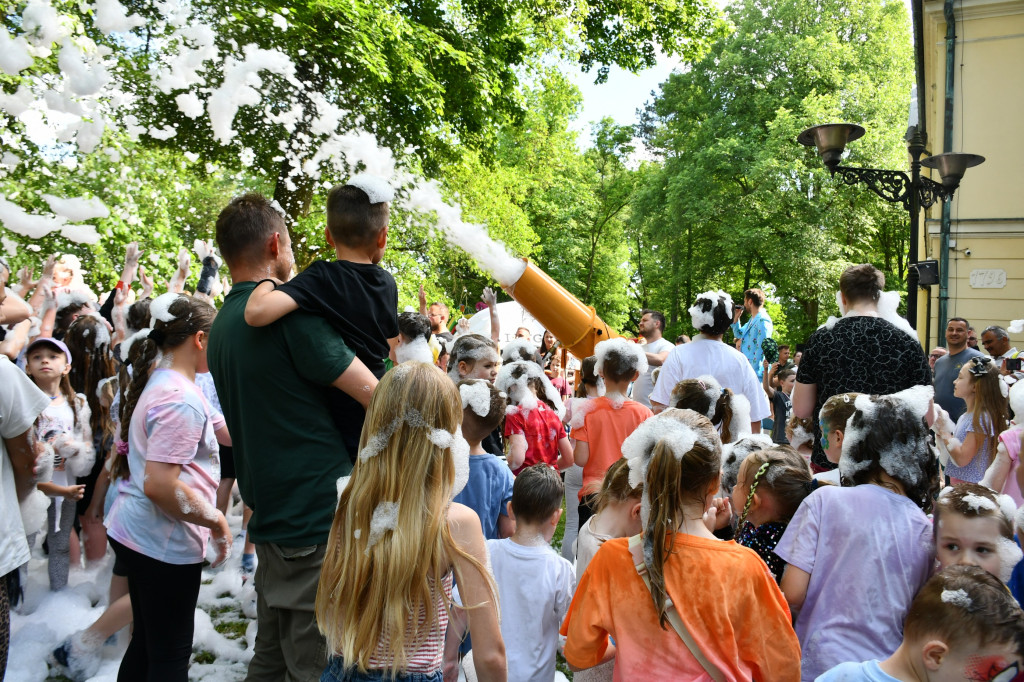 Rybna i wojsko. Piana party i świetna zabawa!
