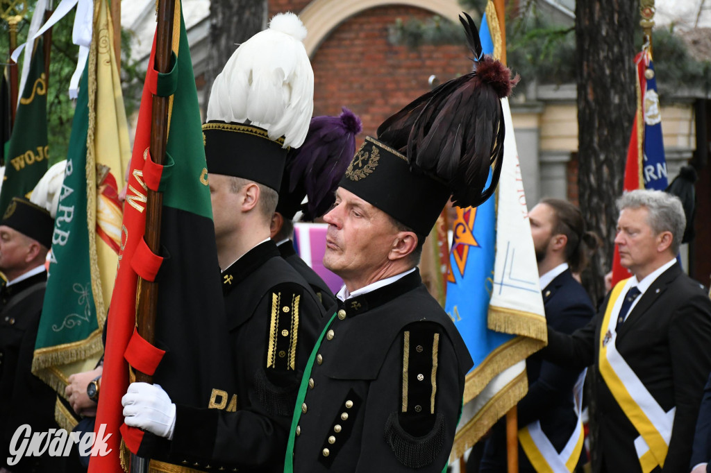 Tysiące pielgrzymów w Piekarach Śląskich