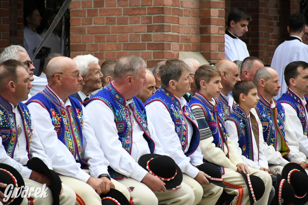 Tysiące pielgrzymów w Piekarach Śląskich