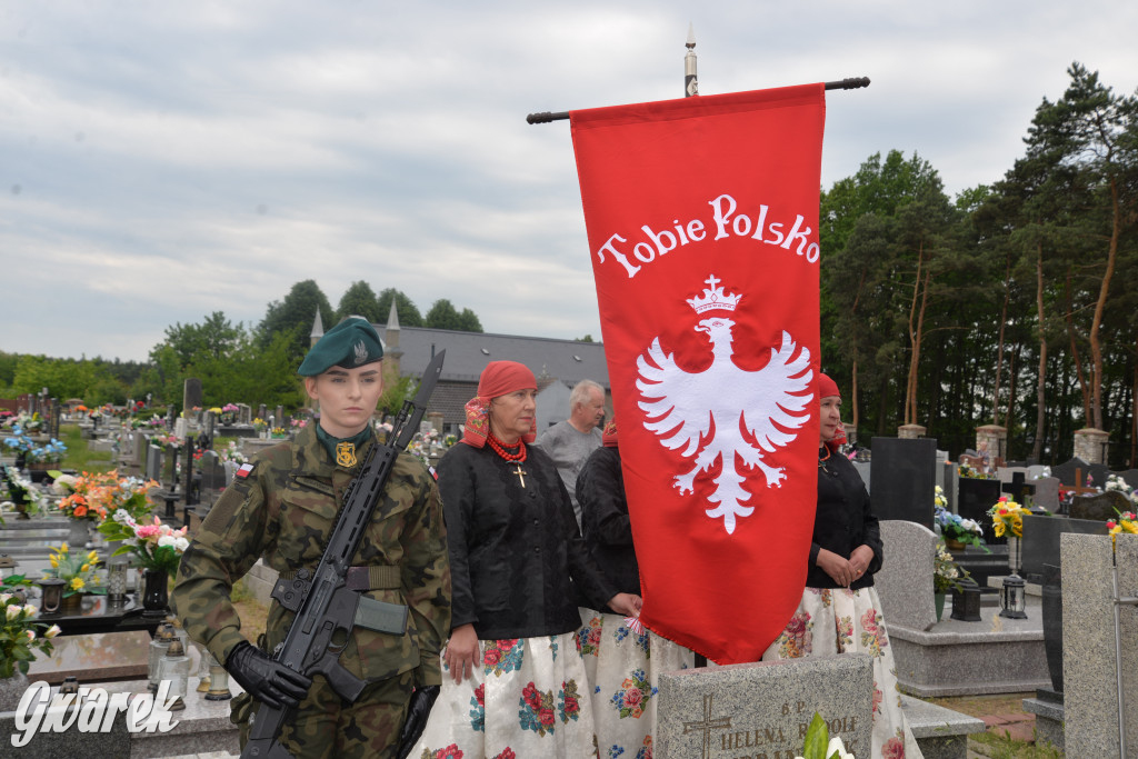 IPN pamięta o powstańcach. Uhonorowani matka i syn