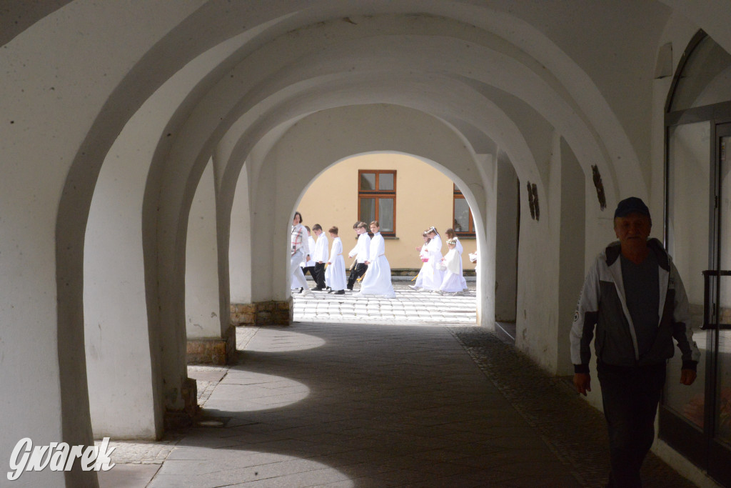 Tarnowskie Góry. Procesja Bożego Ciała na ulicach miasta