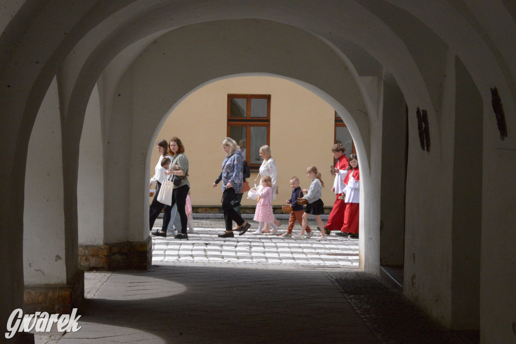 Tarnowskie Góry. Procesja Bożego Ciała na ulicach miasta
