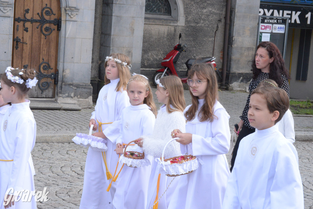 Tarnowskie Góry. Procesja Bożego Ciała na ulicach miasta