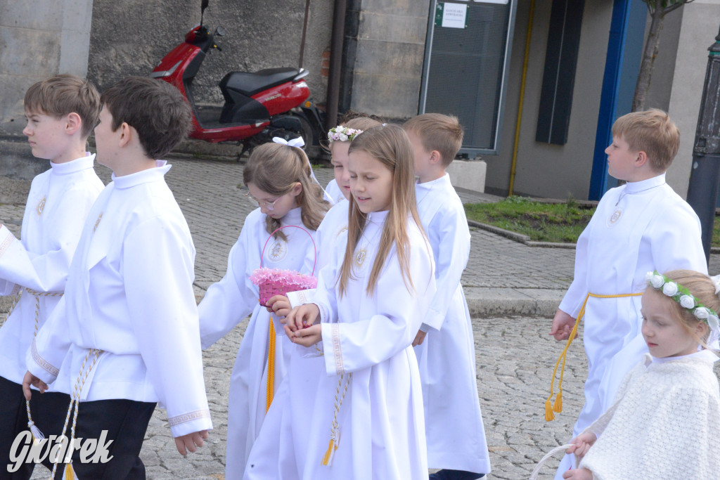 Tarnowskie Góry. Procesja Bożego Ciała na ulicach miasta