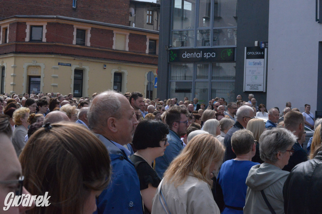 Tarnowskie Góry. Procesja Bożego Ciała na ulicach miasta