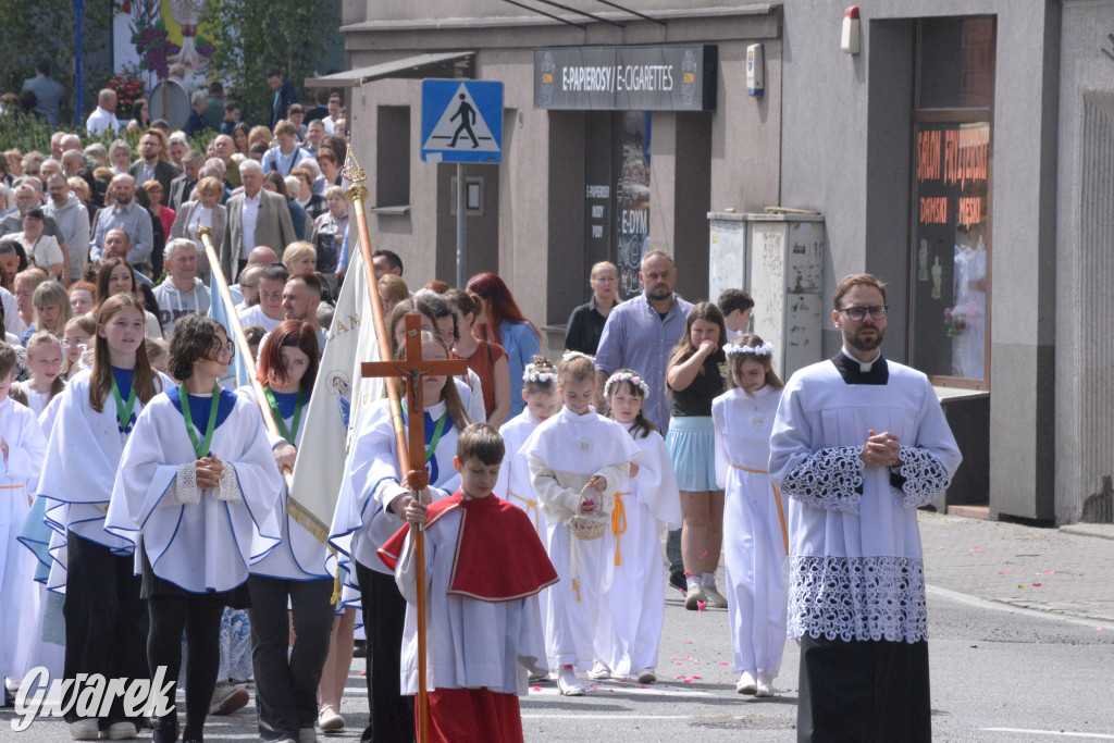Tarnowskie Góry. Procesja Bożego Ciała na ulicach miasta