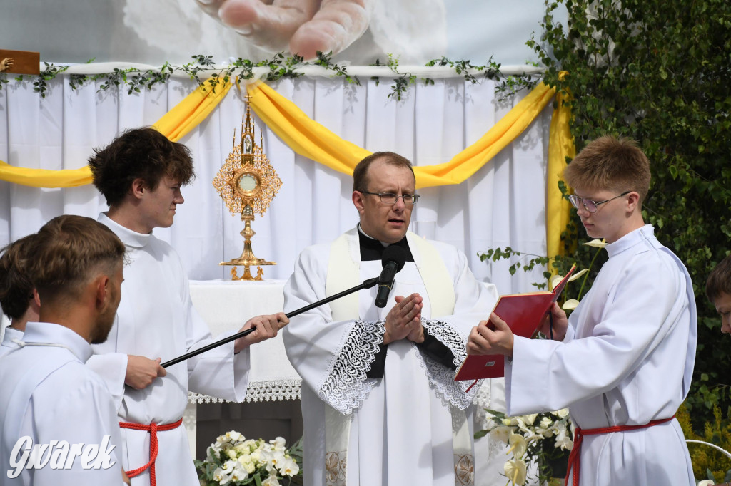 Boże Ciało w Strzybnicy – wiara, tradycja i historia