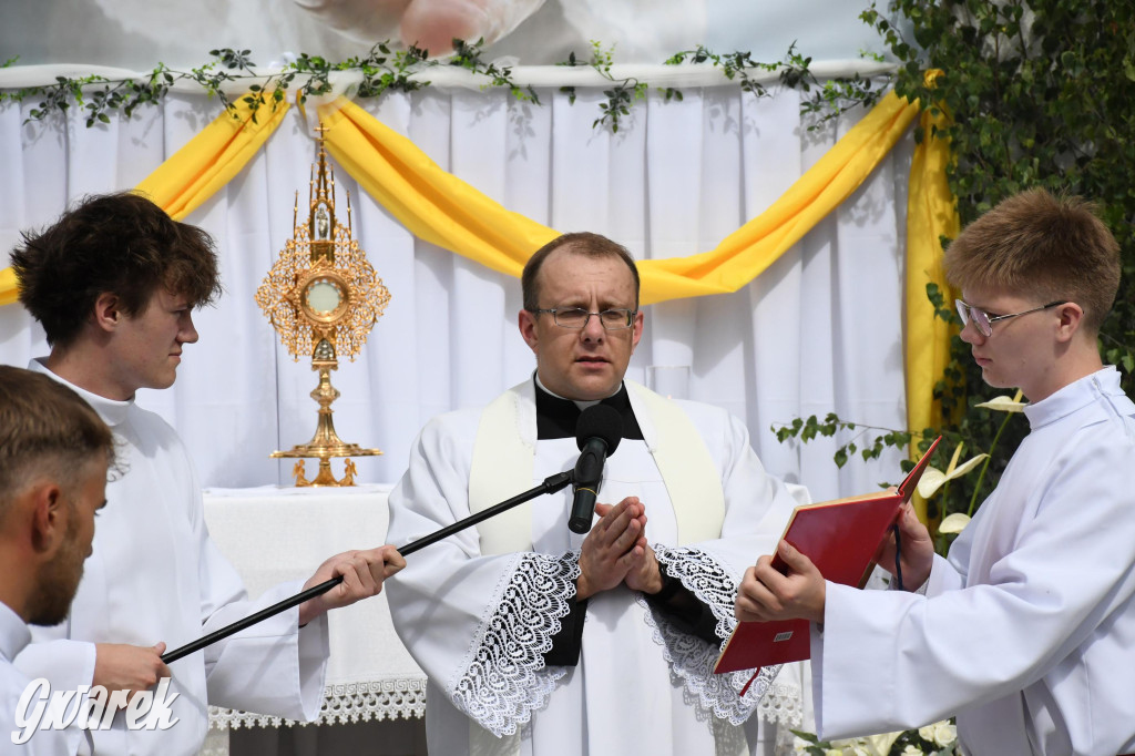 Boże Ciało w Strzybnicy – wiara, tradycja i historia