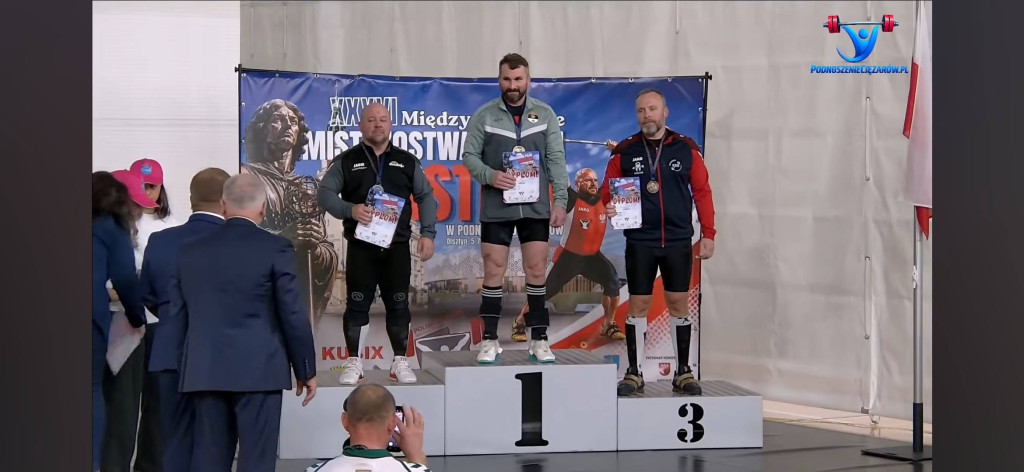 Osiem medali dla MAŁRO Sztangistów Tarnowskie Góry