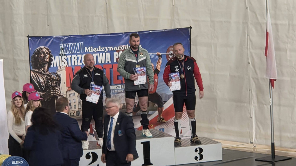 Osiem medali dla MAŁRO Sztangistów Tarnowskie Góry