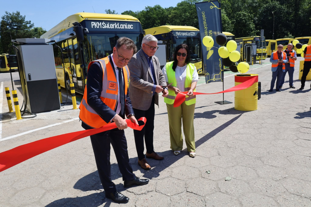 Świerklaniec. Mają kluczyki do elektrycznych autobusów