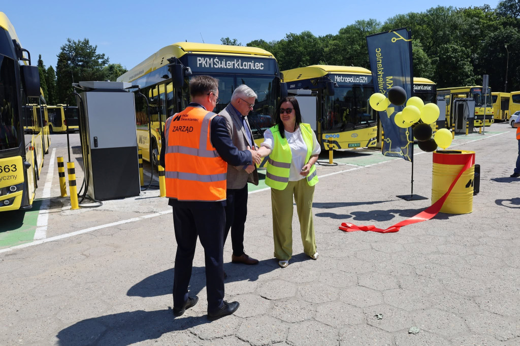 Świerklaniec. Mają kluczyki do elektrycznych autobusów