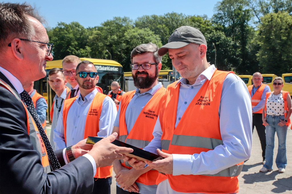 Świerklaniec. Mają kluczyki do elektrycznych autobusów