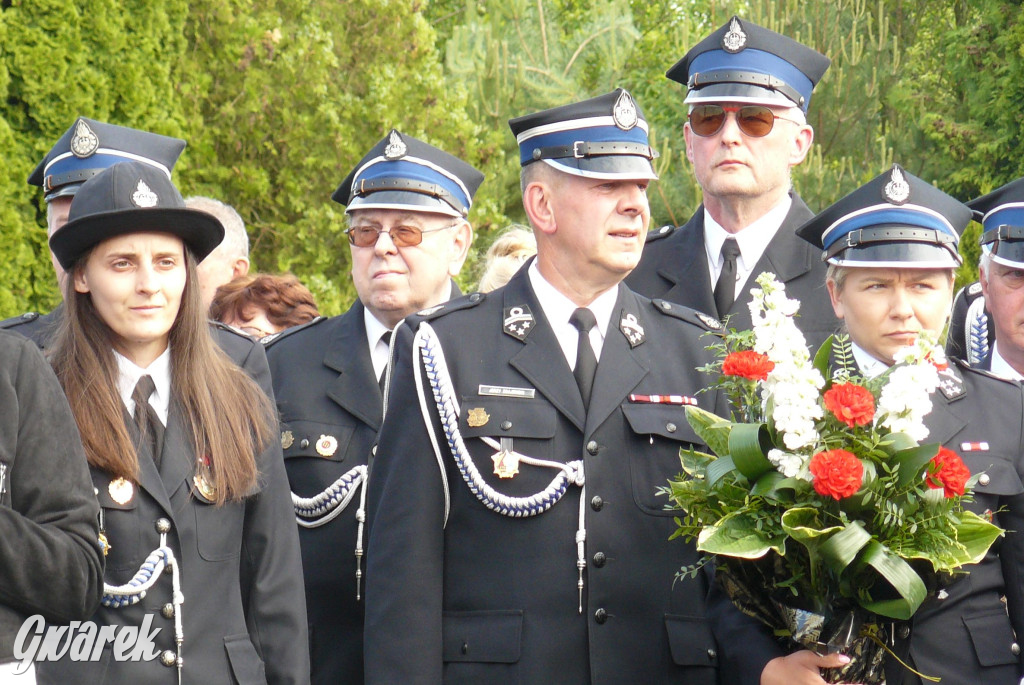 Parafianie uhonorowali swojego proboszcza