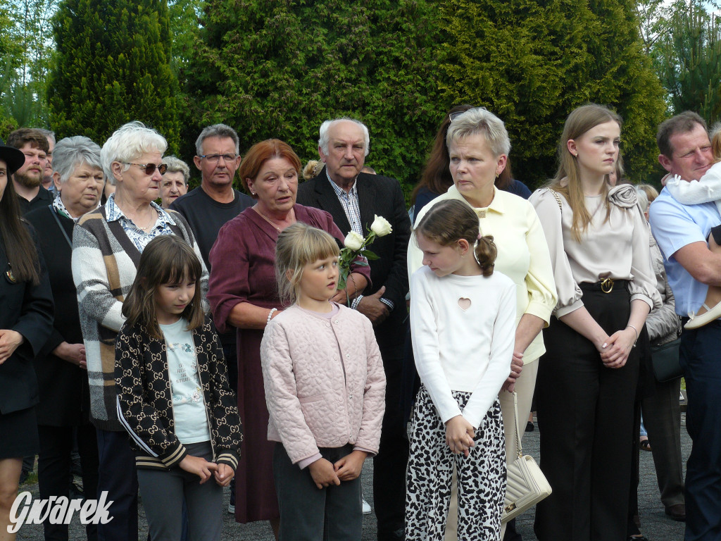 Parafianie uhonorowali swojego proboszcza
