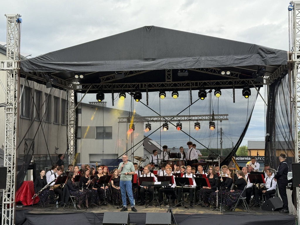 Granie na Polanie i świętowanie w OSP Tąpkowice