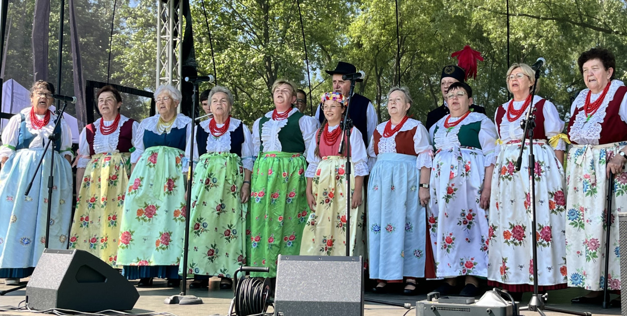 Ta Brynica piykno wieś! Muzyka, śląskie stroje i placki z zilberbronzą