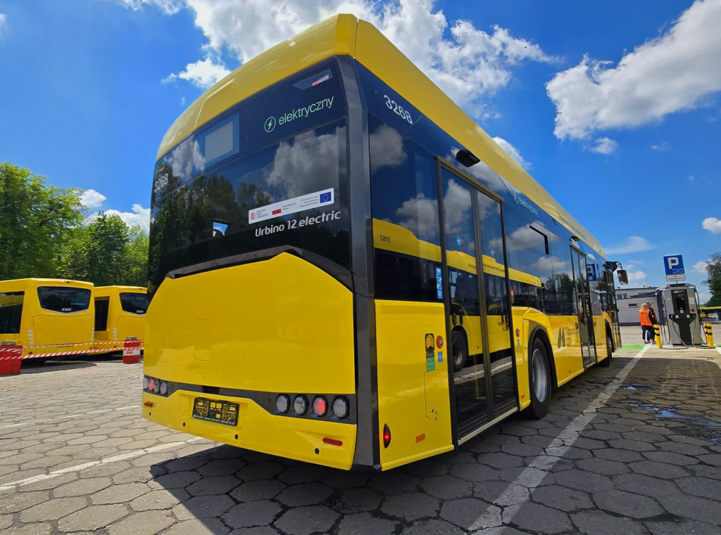 Powiat tarnogórski. Elektryczne autobusy wyjechały na trasy