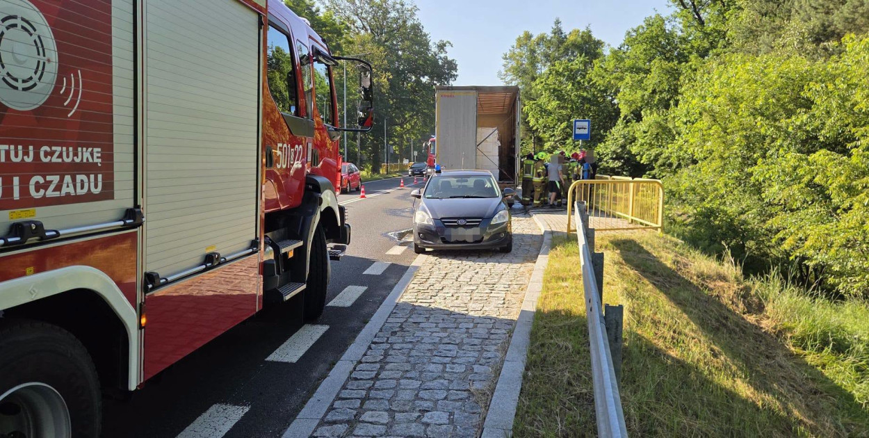 Były utrudnienia na DK 11. Pożar samochodu ciężarowego