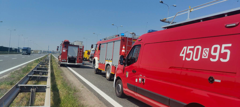 Śmiertelny wypadek na A4. Zderzenie 4 ciężarówek