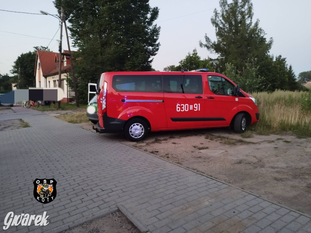 Powiat tarnogórski. Auto stanęło w ogniu