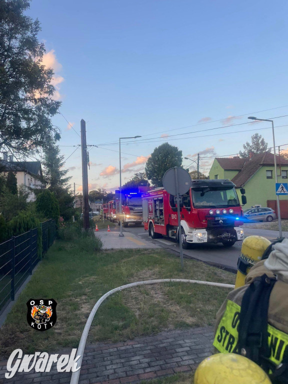 Powiat tarnogórski. Auto stanęło w ogniu