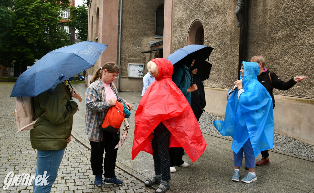 Tarnowskie Góry. Pielgrzymów deszcz nie wystraszył